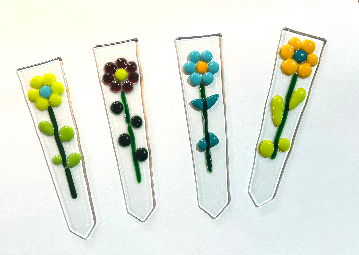 March Break Week - Fusi-Daisy - Fused Glass Planter Stakes - 2 Hr workshop